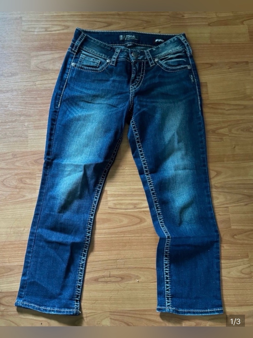 Silver Jeans Suki Capris Super Stretch Size 27